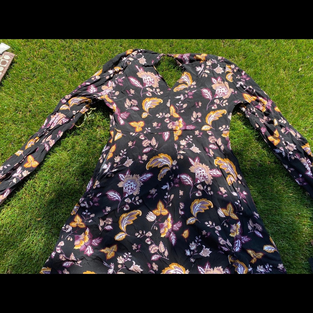 Dress - Picture 2 of 3